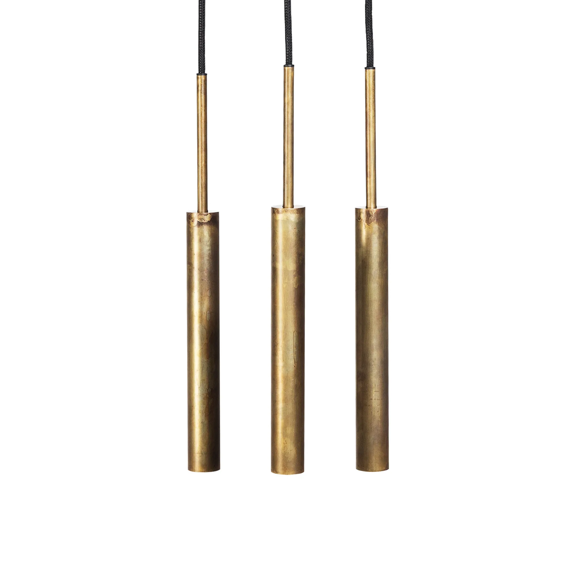 Lámpara colgante Stav 3 con placa de techo alargada, Latón crudo Konsthantverk