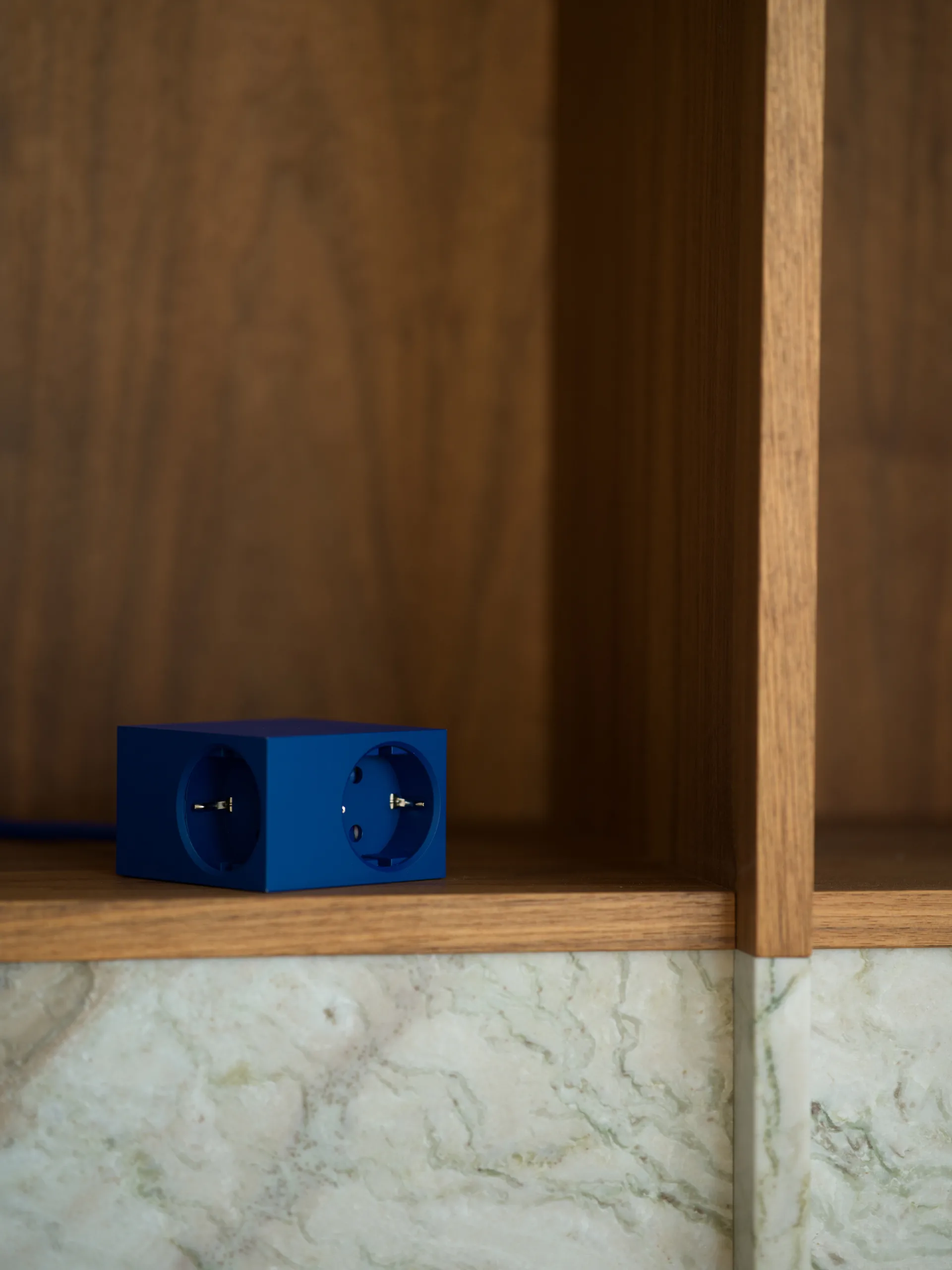 Regleta Cuboid+ con USB-C de 30W y cable de 2 m, Catalina Blue Kord