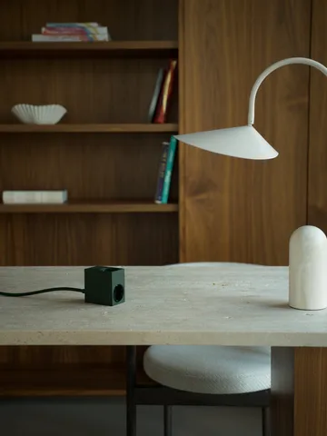 Regleta Cuboid+ con USB-C de 30W y cable de 2 m - Dark Green - Kord