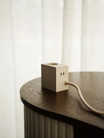 Regleta Cuboid+ con USB-C de 30W y cable de 2 m - Pearled Ivory (blanco) - Kord