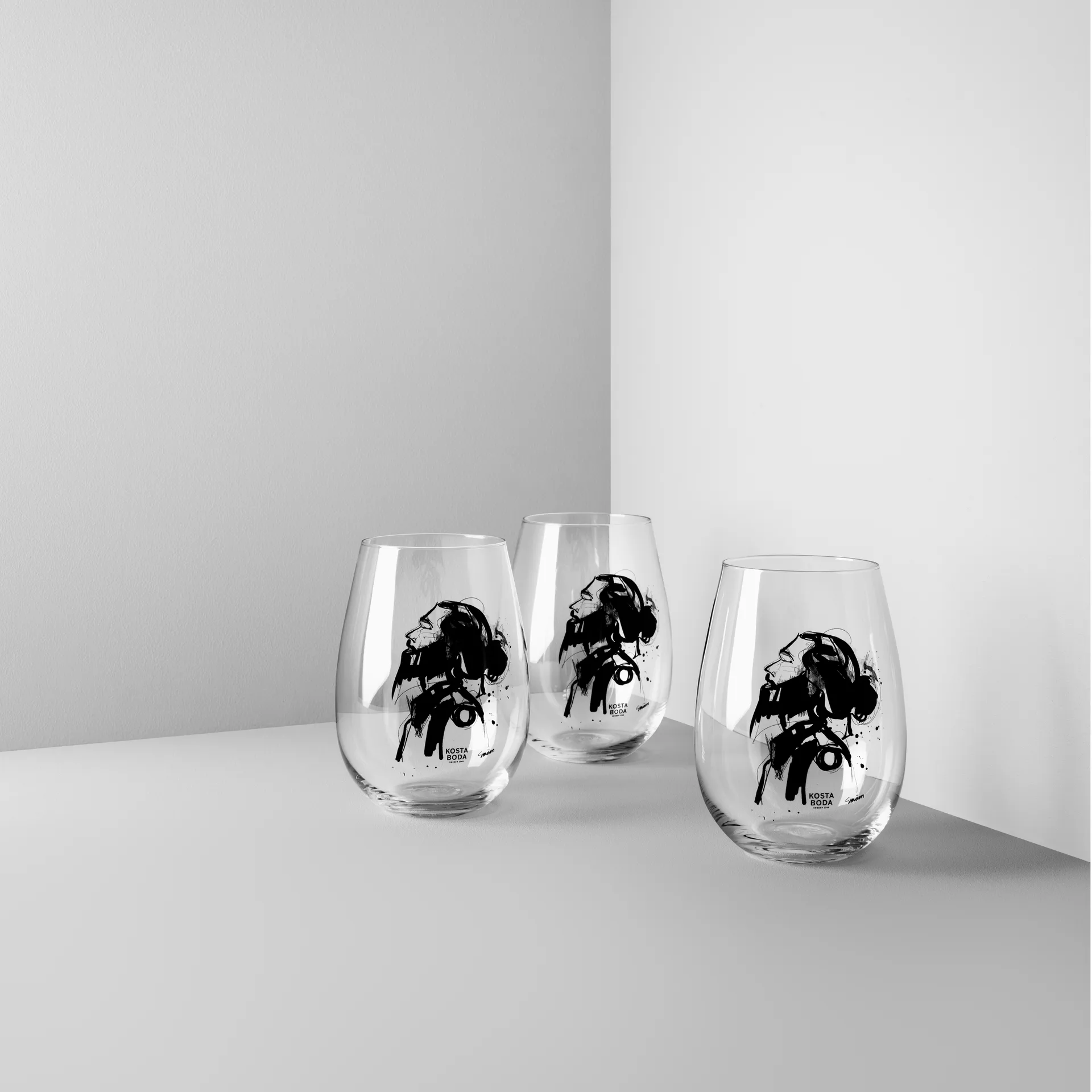2 Vasos All About You 57 cl, love him (gris) Kosta Boda