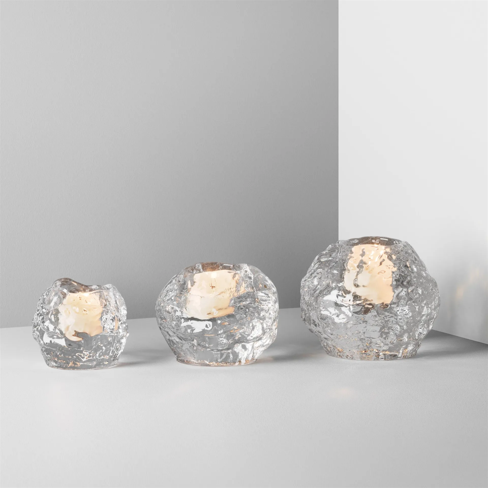 3 portavelas Snowball, set de 3 Kosta Boda