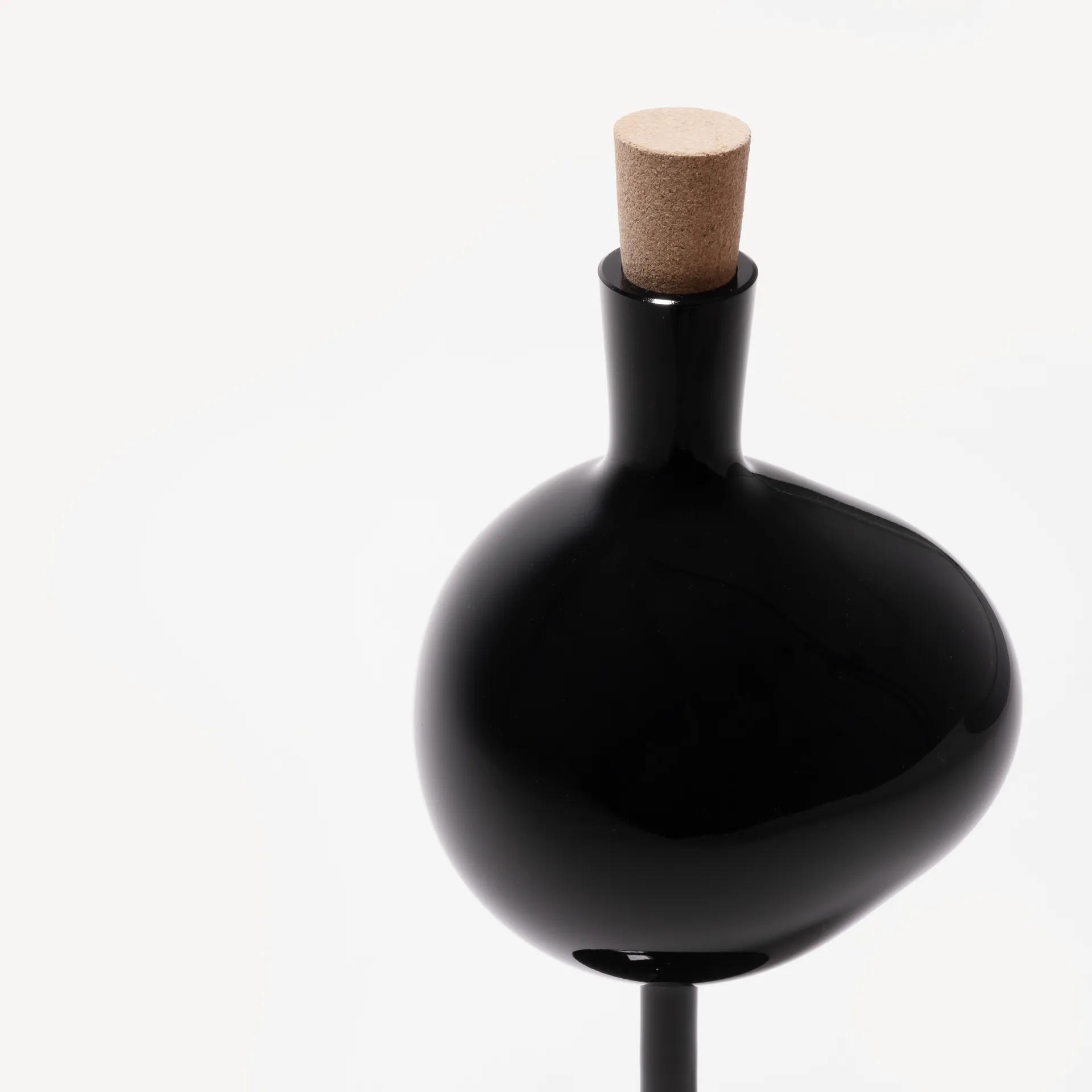 Botella Bod 306 mm, Negro Kosta Boda