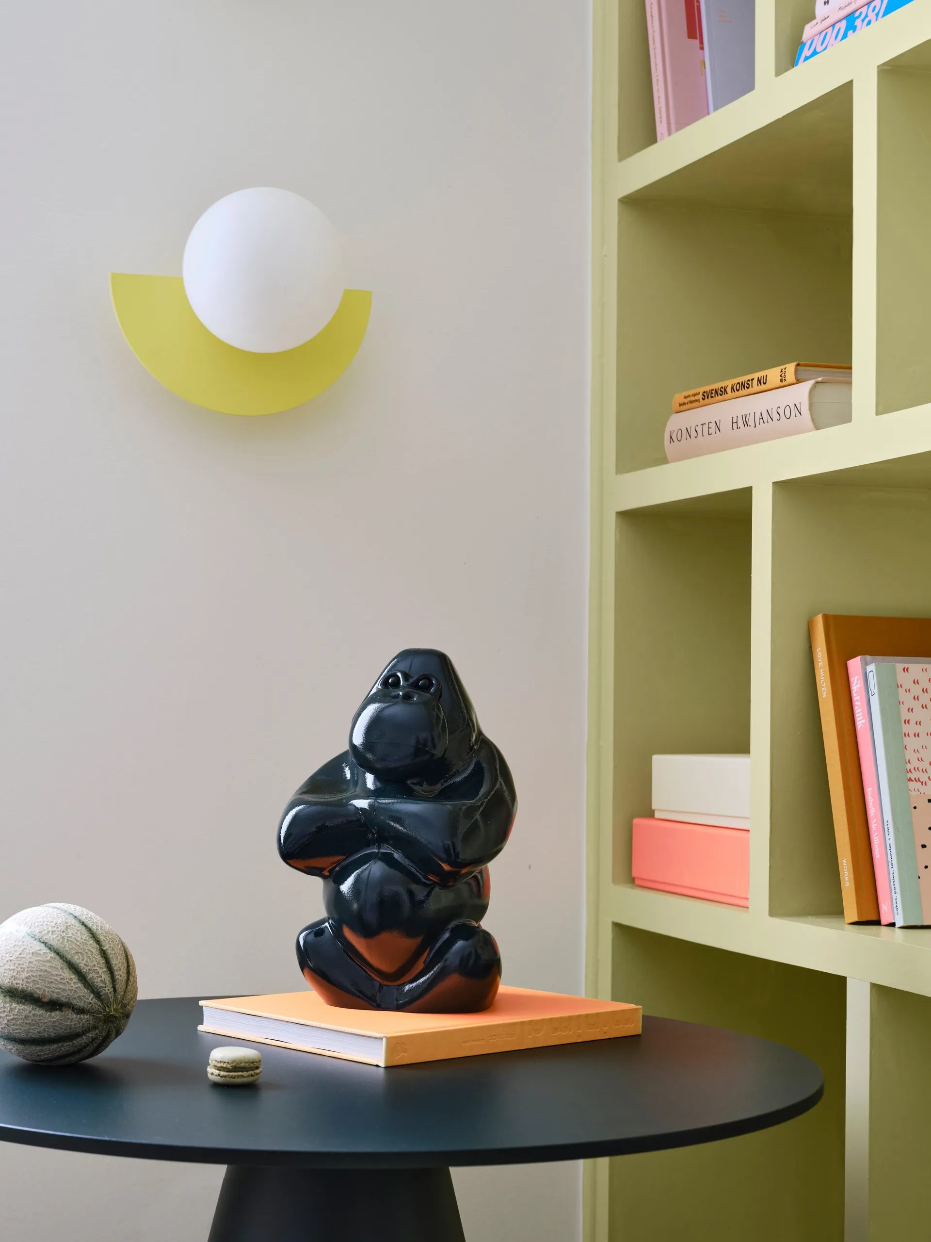 Escultura Gabba Gabba Hey 305 mm, Verde oscuro Kosta Boda