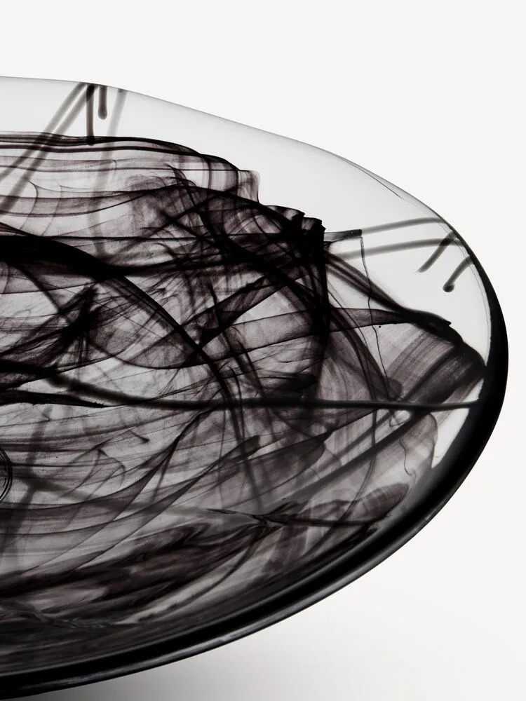 Fuente Contrast 380 mm, Negro-negro Kosta Boda