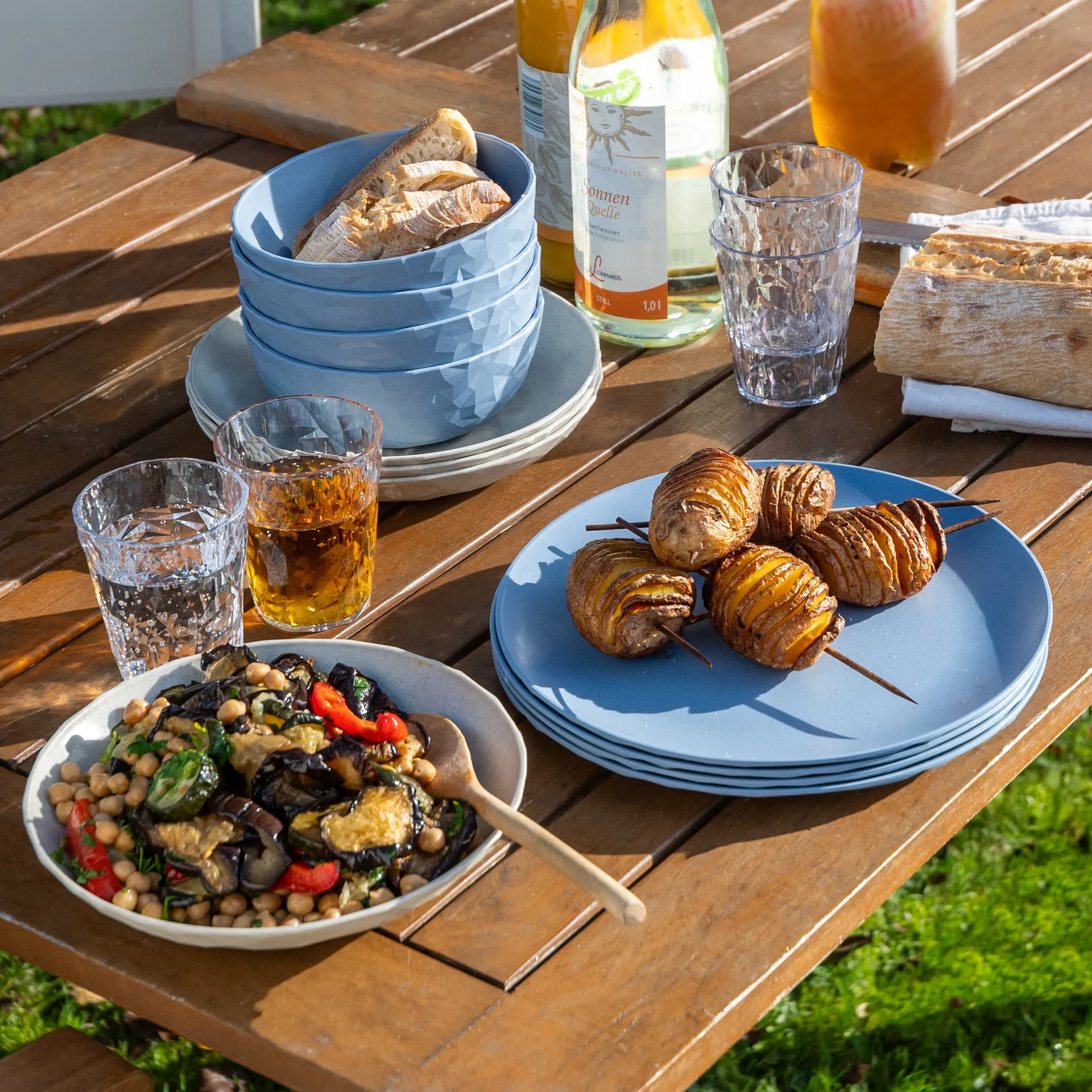 Plato Club Ø26 cm, 4-pack termoplástico biocircular, Nature flower blue Koziol