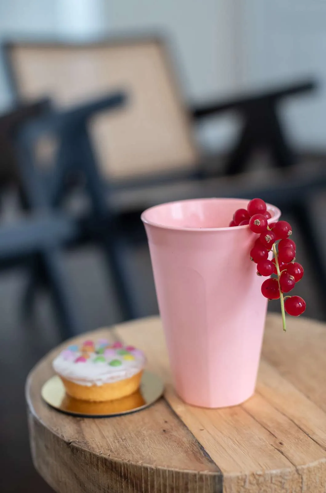 Vajilla Nora Macarons 16 piezas, Multi Koziol