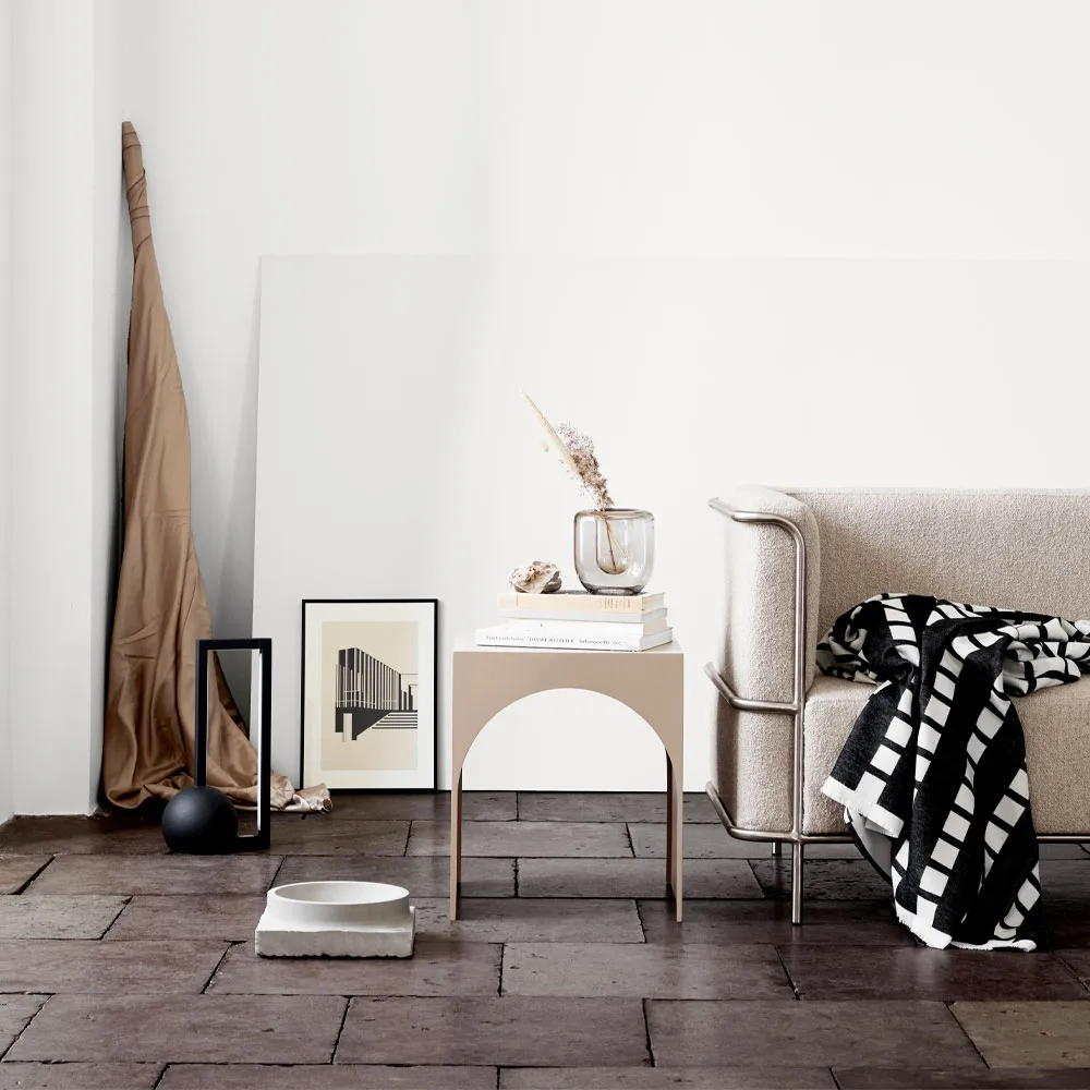 Mesa auxiliar Arch, Beige, small Kristina Dam Studio