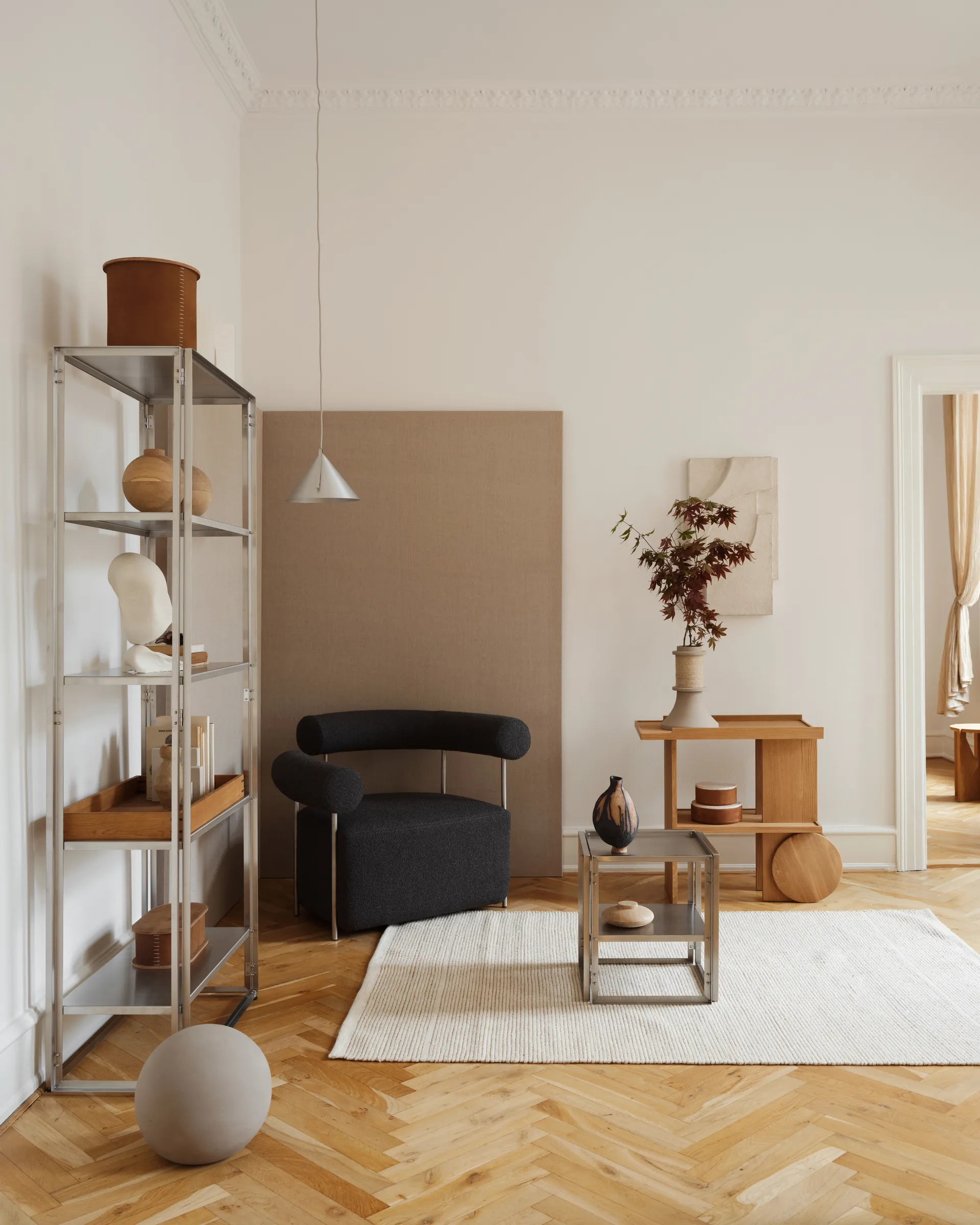 Mesa auxiliar Axis 42x80 cm, Roble lacado en tono cálido Kristina Dam Studio