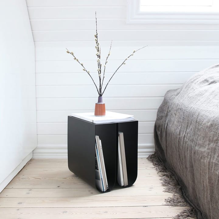 Mesa auxiliar Curved, Beige Kristina Dam Studio