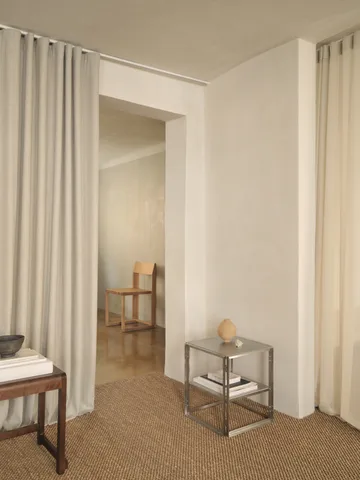 Mesa auxiliar Foldable 40x40 cm - Acero inoxidable cepillado - Kristina Dam Studio