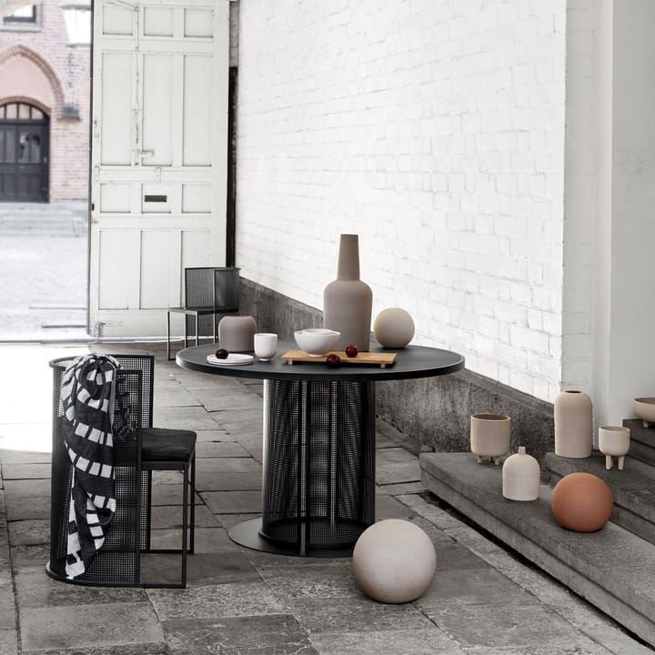 Mesa Bauhaus, Black Kristina Dam Studio