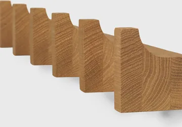 Perchero Column 49 cm - Roble aceitado en tono cálido - Kristina Dam Studio