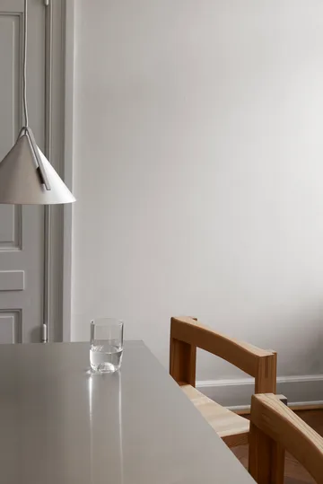 Taburete Outline 75 cm - Roble lacado en tono cálido-acero cepillado - Kristina Dam Studio