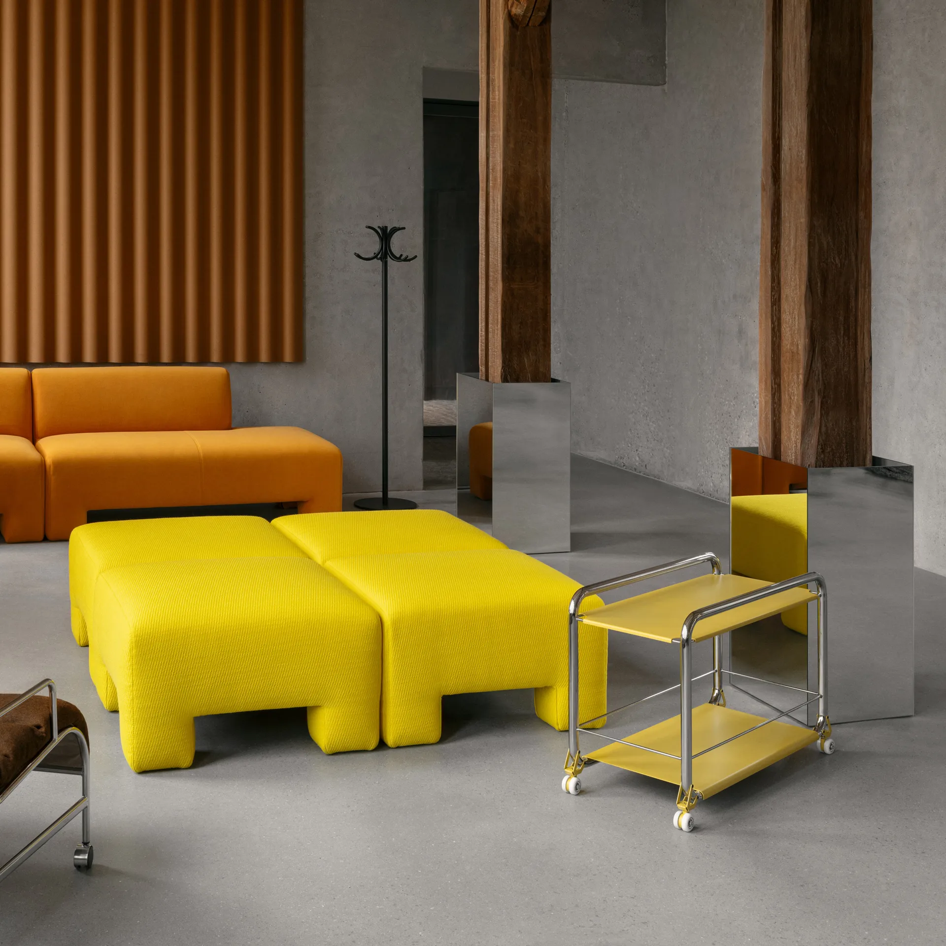 Carrito con ruedas Tension , Cromo-signal yellow Lammhults