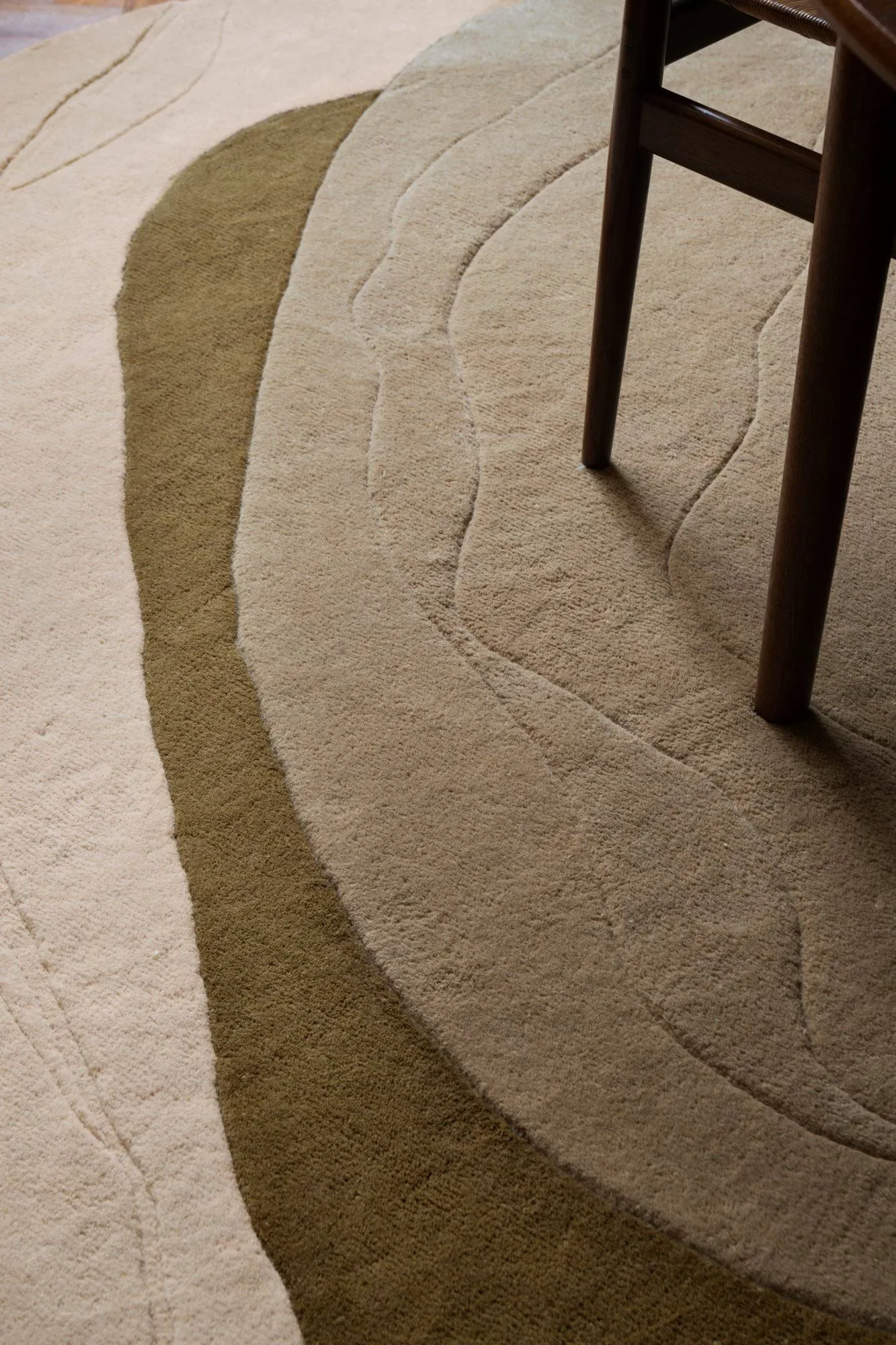 Alfombra de lana Erik Bratsberg Lozza, Olive, 210x270 cm Layered
