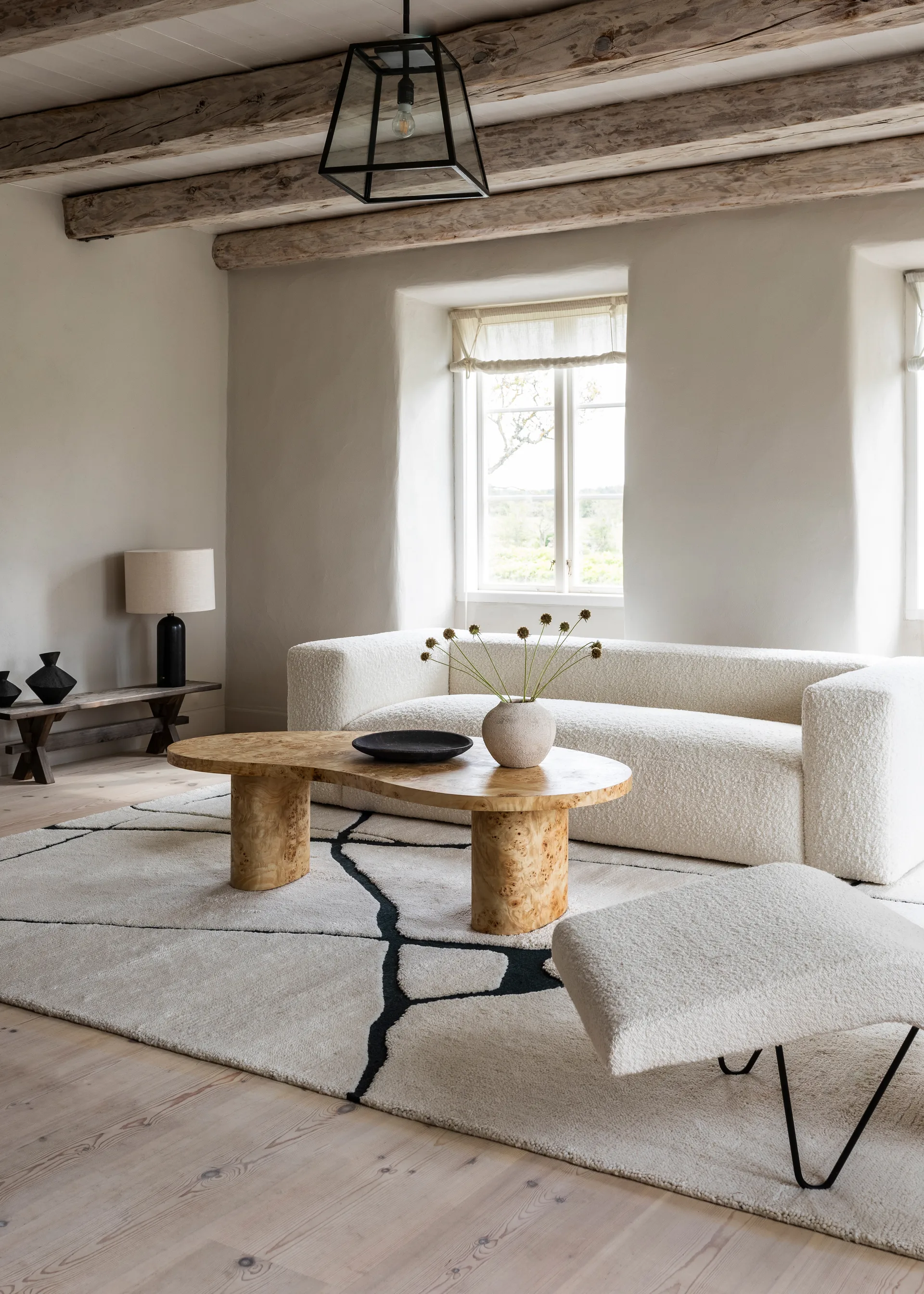 Alfombra de lana Gute, Black and white 180x270 cm Layered