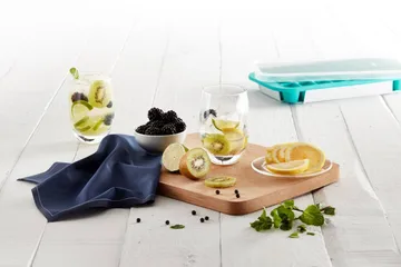 Cubitera con tapa Lékué turquesa - Pingüino - Lékué