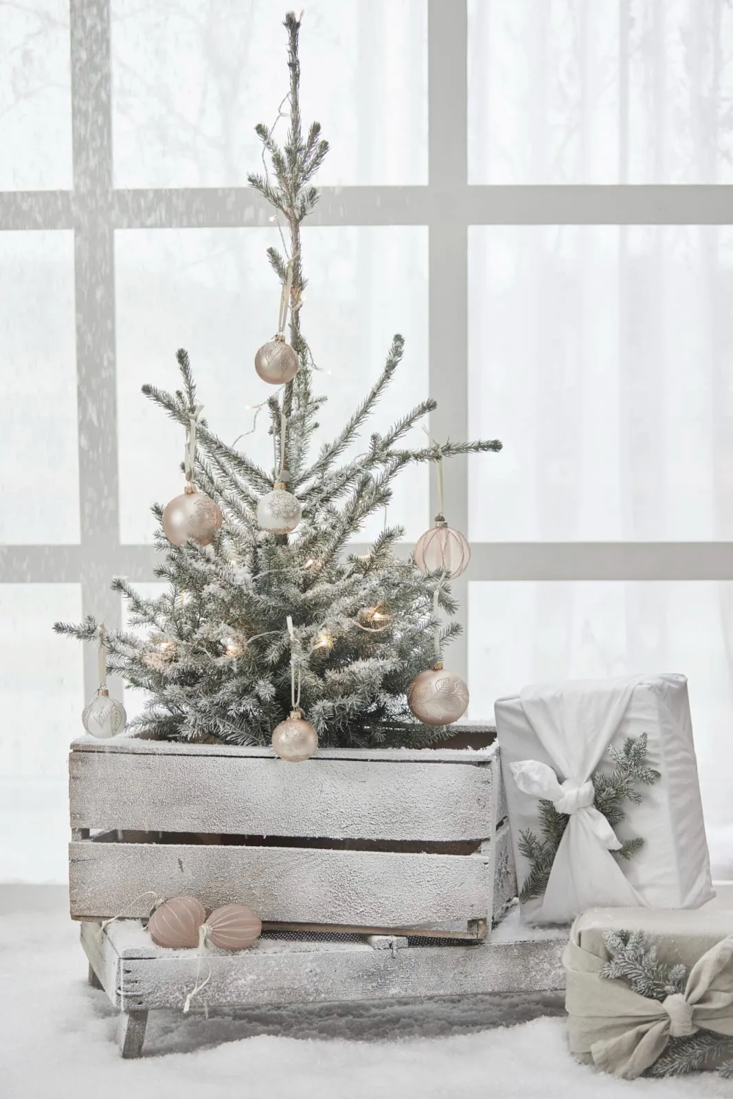 Bola de Navidad Cadelia Ø8 cm, Rosa, hoja Lene Bjerre