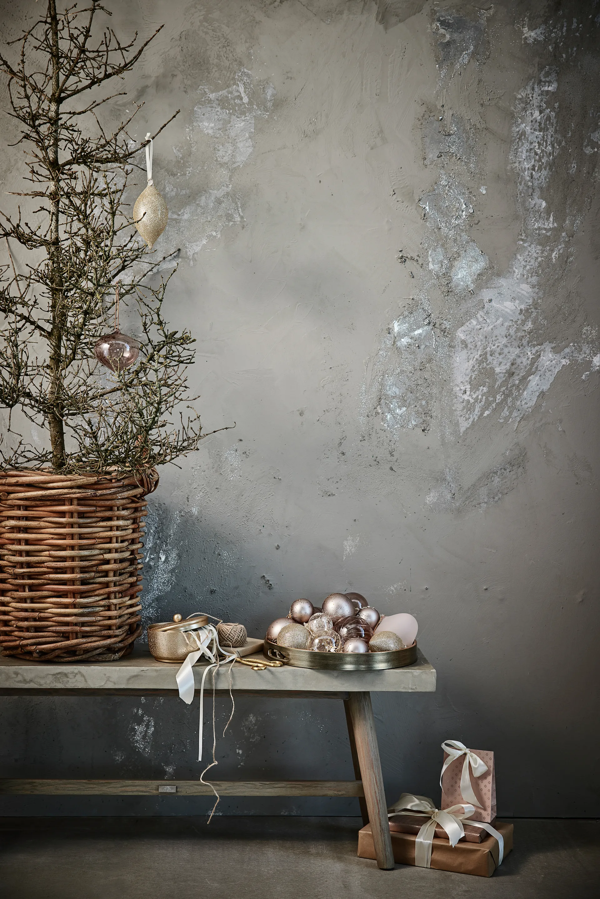 Bola de navidad Glitteria Ø10 cm, light gold Lene Bjerre