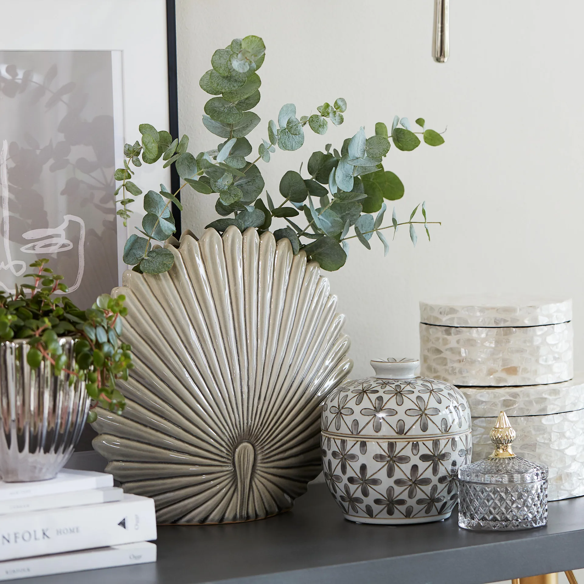 Bote de almacenaje con tapa Miya fØ8,5 cm, gris claro Lene Bjerre