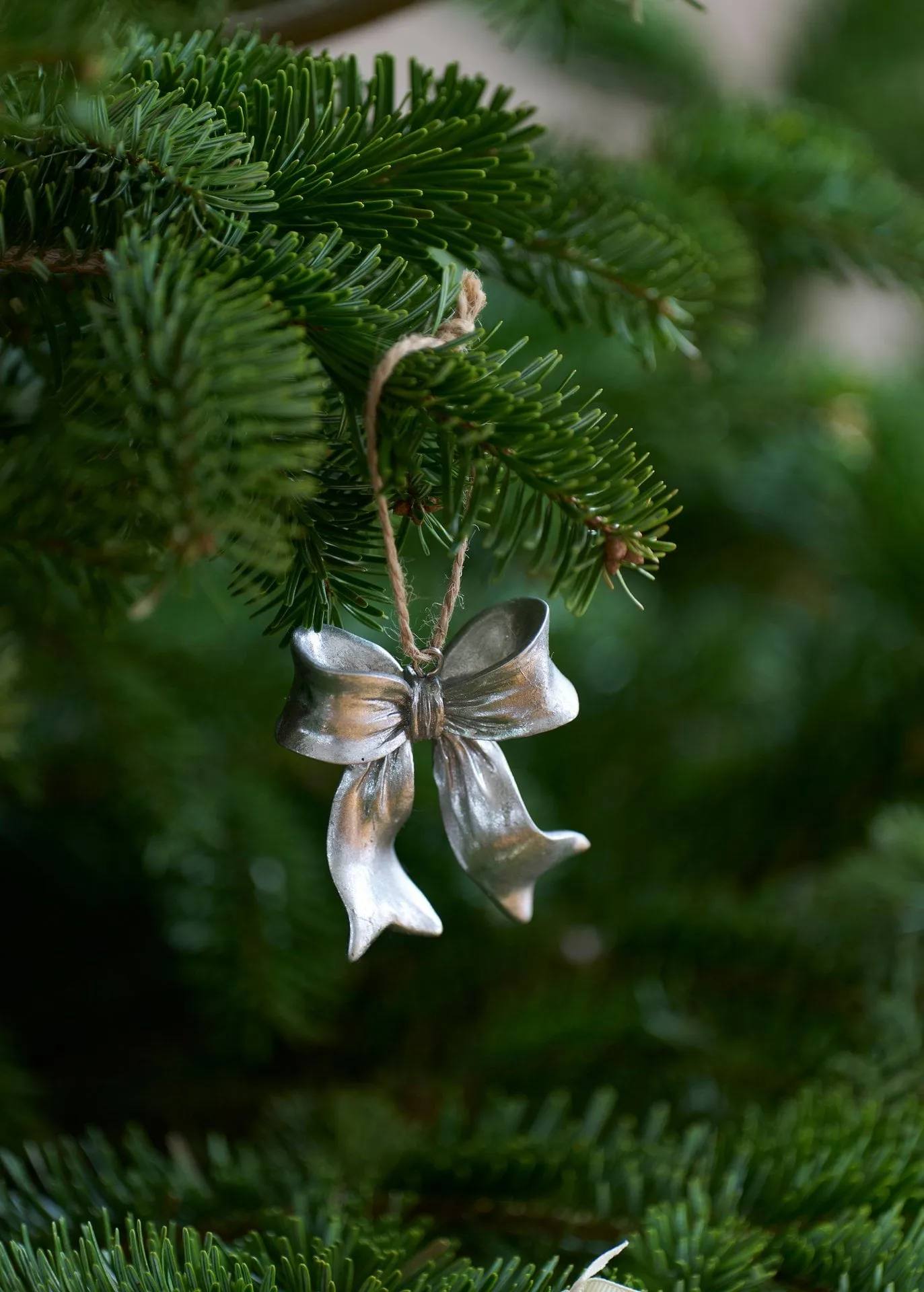 Colgante Serafina bow, Plateado, 6x2,5x6,7 cm Lene Bjerre