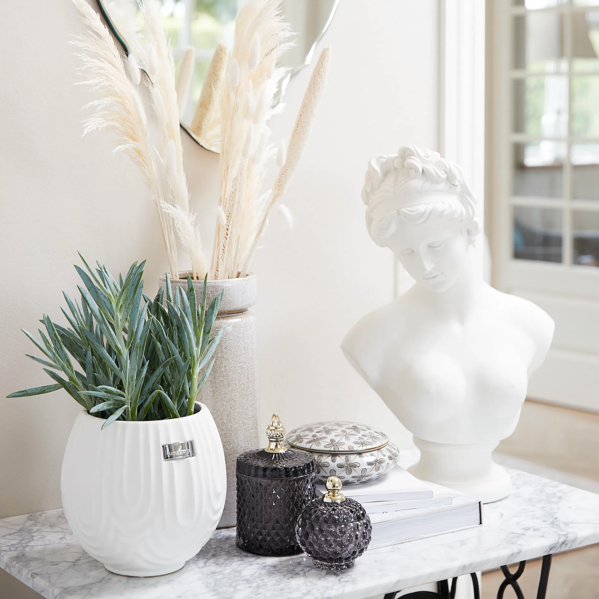 Escultura Serafina blanco, 52 cm Lene Bjerre