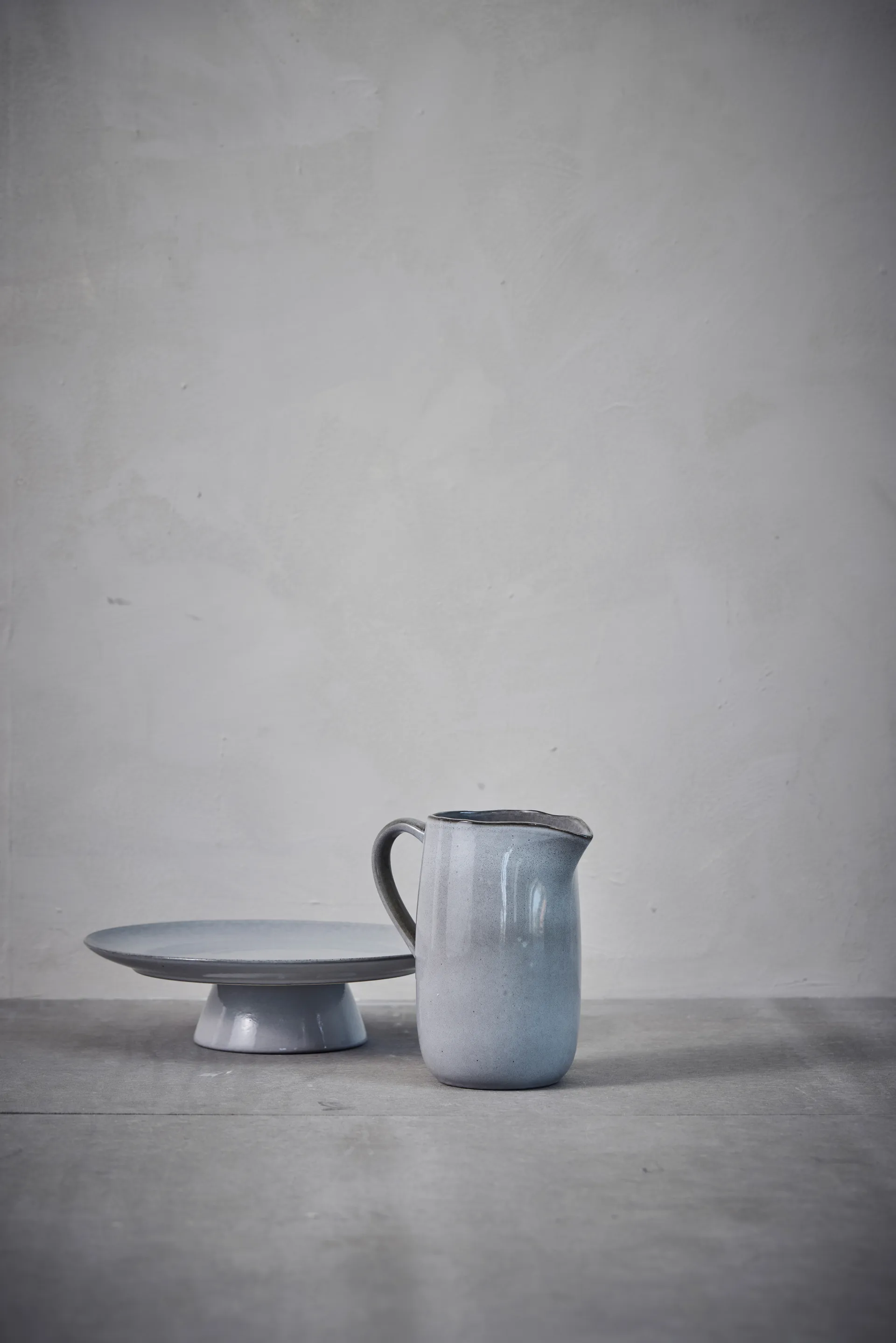 Fuente para tartas Amera Ø32,5 cm, Grey Lene Bjerre