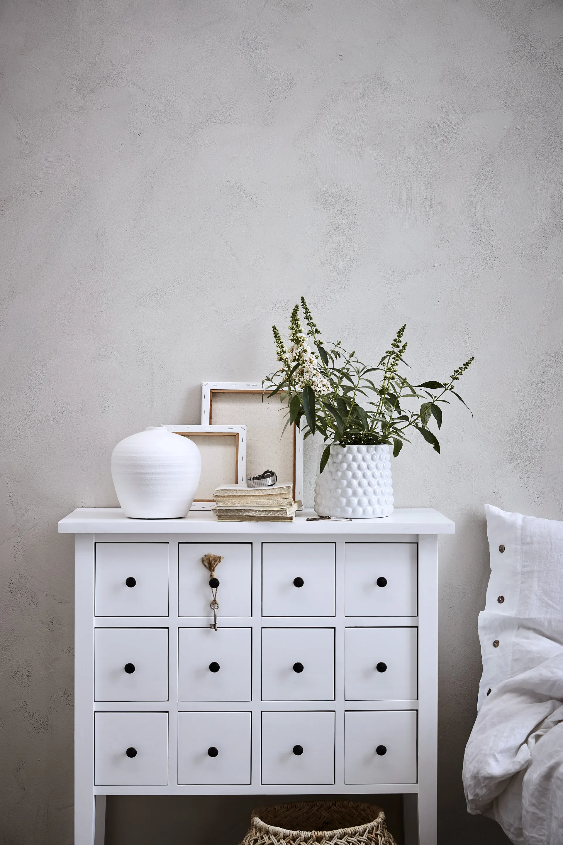 Maceta Dotsie Ø18 cm, White Lene Bjerre