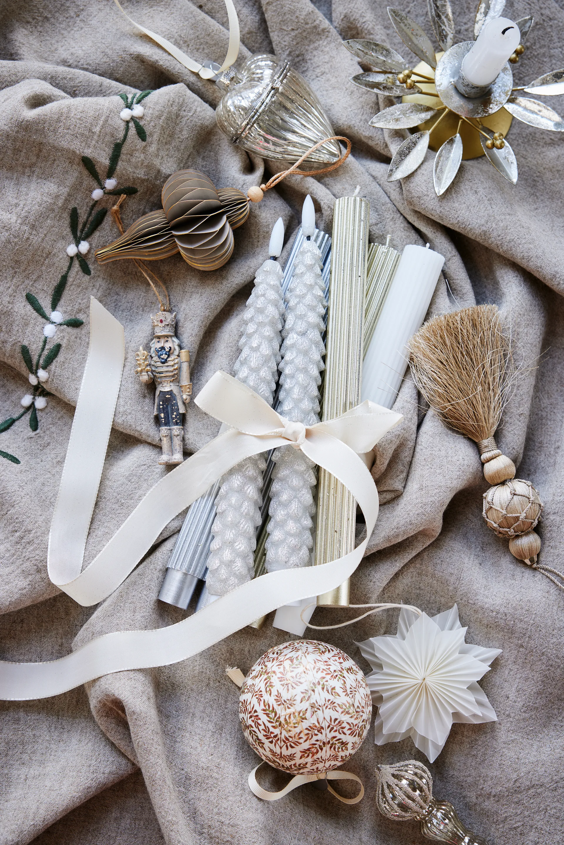 Velas Livissia 24,5 cm, 2-pack, Blanco Lene Bjerre