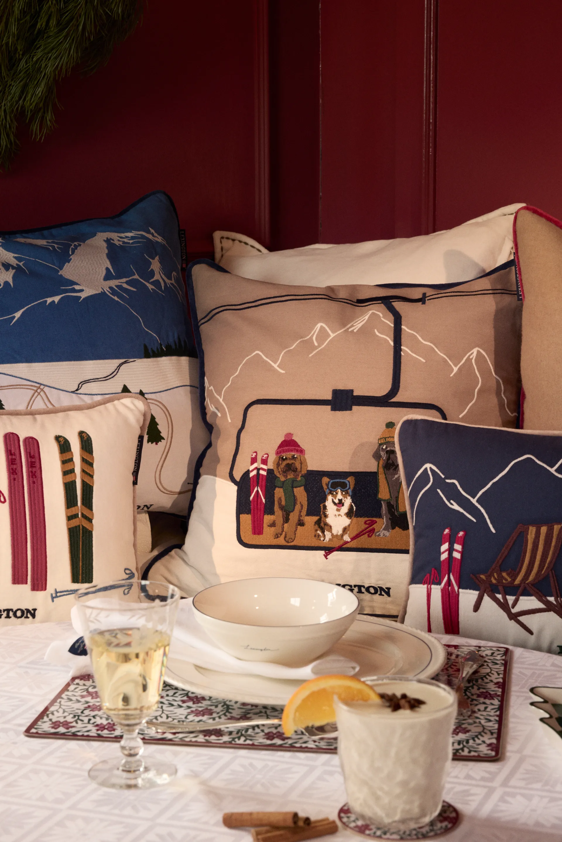 Funda de cojín Dog lift de algodón ecológico 50x50 cm, Beige-white Lexington