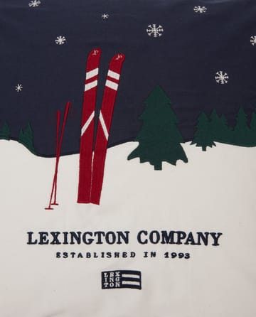 Funda de cojín Evening Skis Org Cotton Twill 50x50 cm - Dark blue-white multi - Lexington