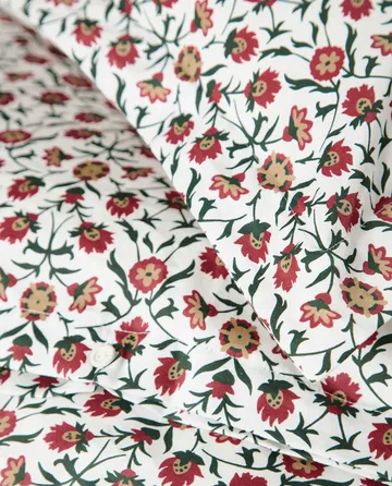 Juego de cama Flower printed cotton sateen - White-red-green-beige, 2 uds 50x60 cm/1 ud 220x220 cm - Lexington