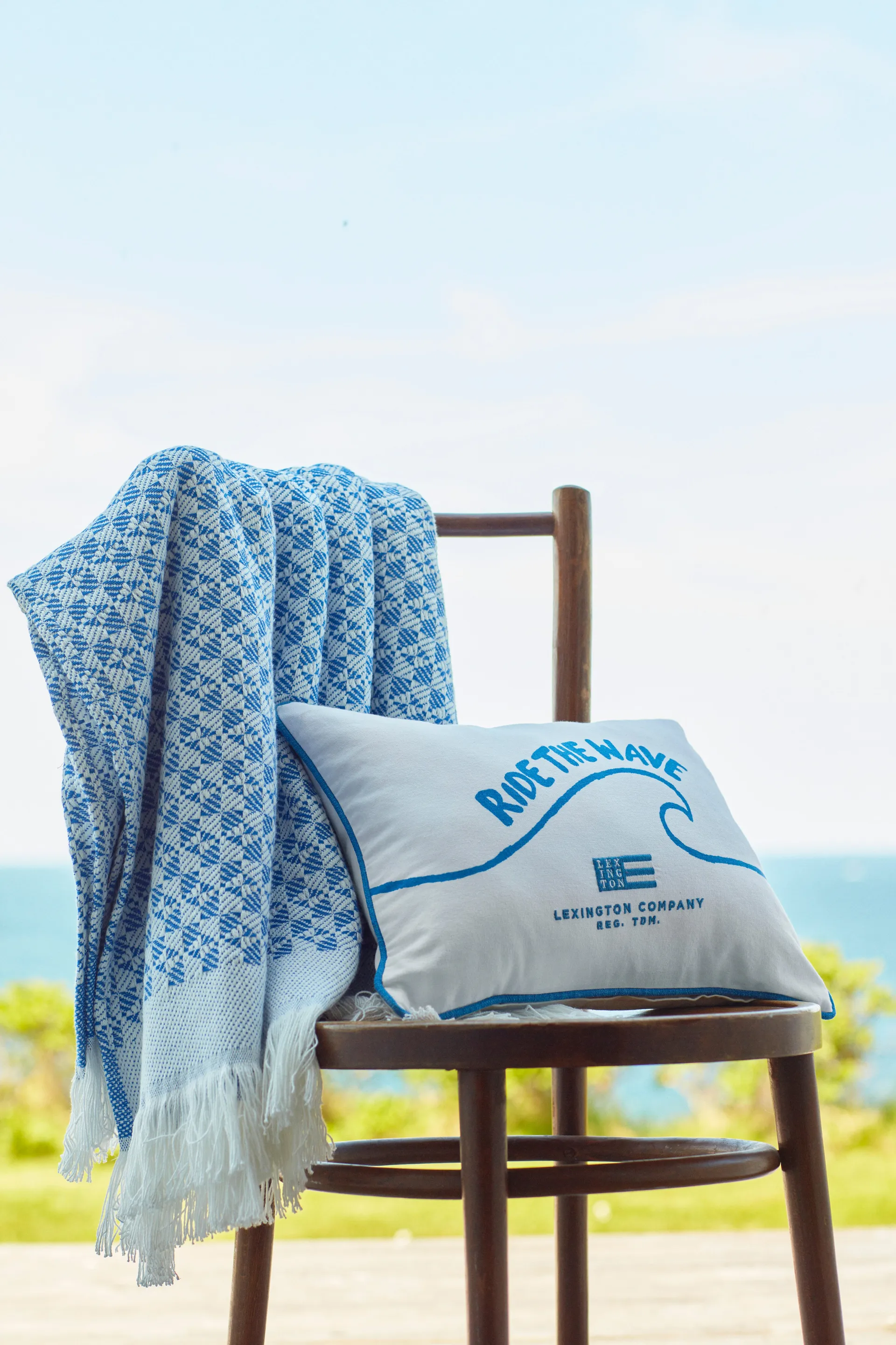 Manta de algodón Striped Structured Recycled 130x170 cm, Azul-blanco Lexington