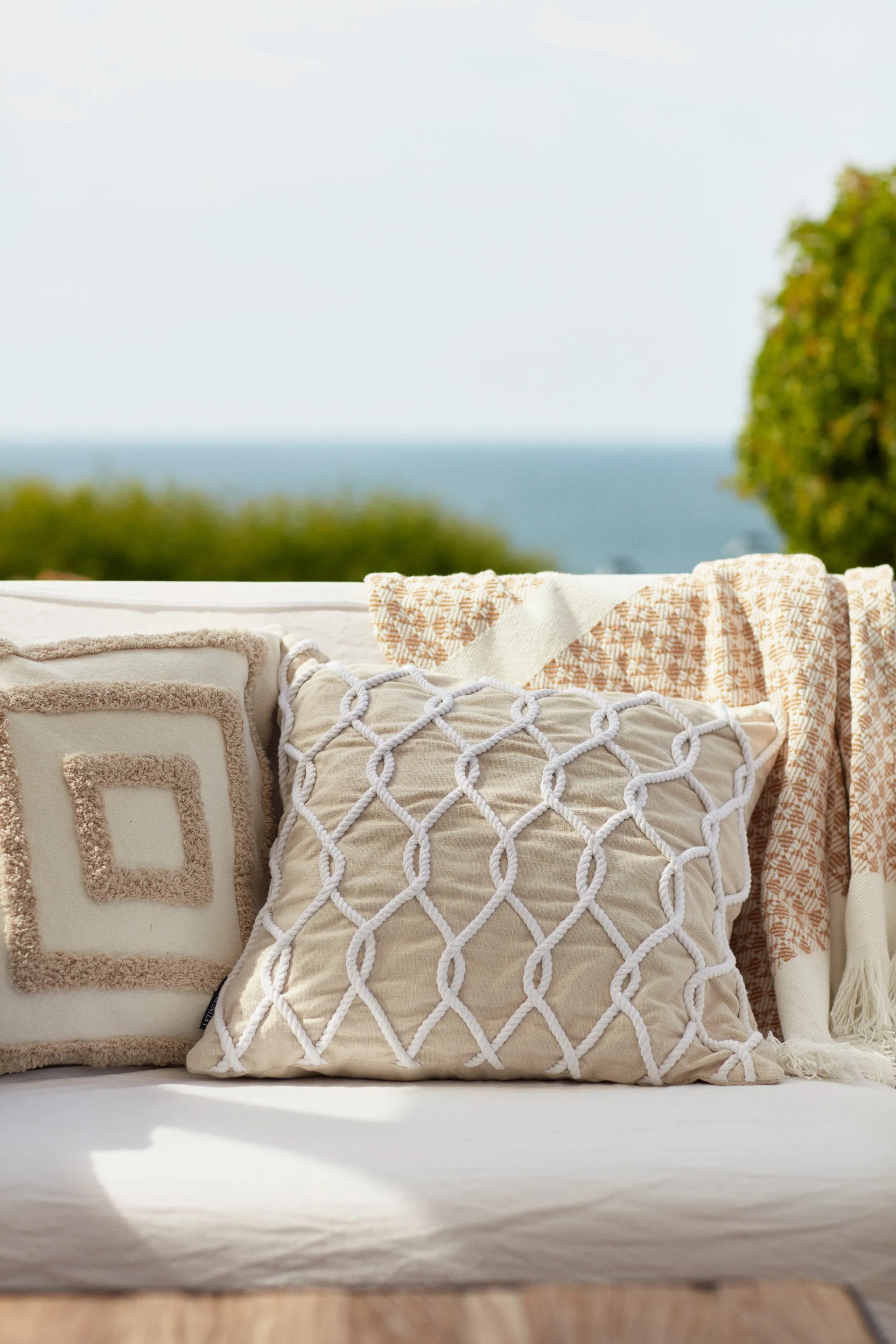 Manta de algodón Striped Structured Recycled 130x170 cm, Beige-blanco Lexington