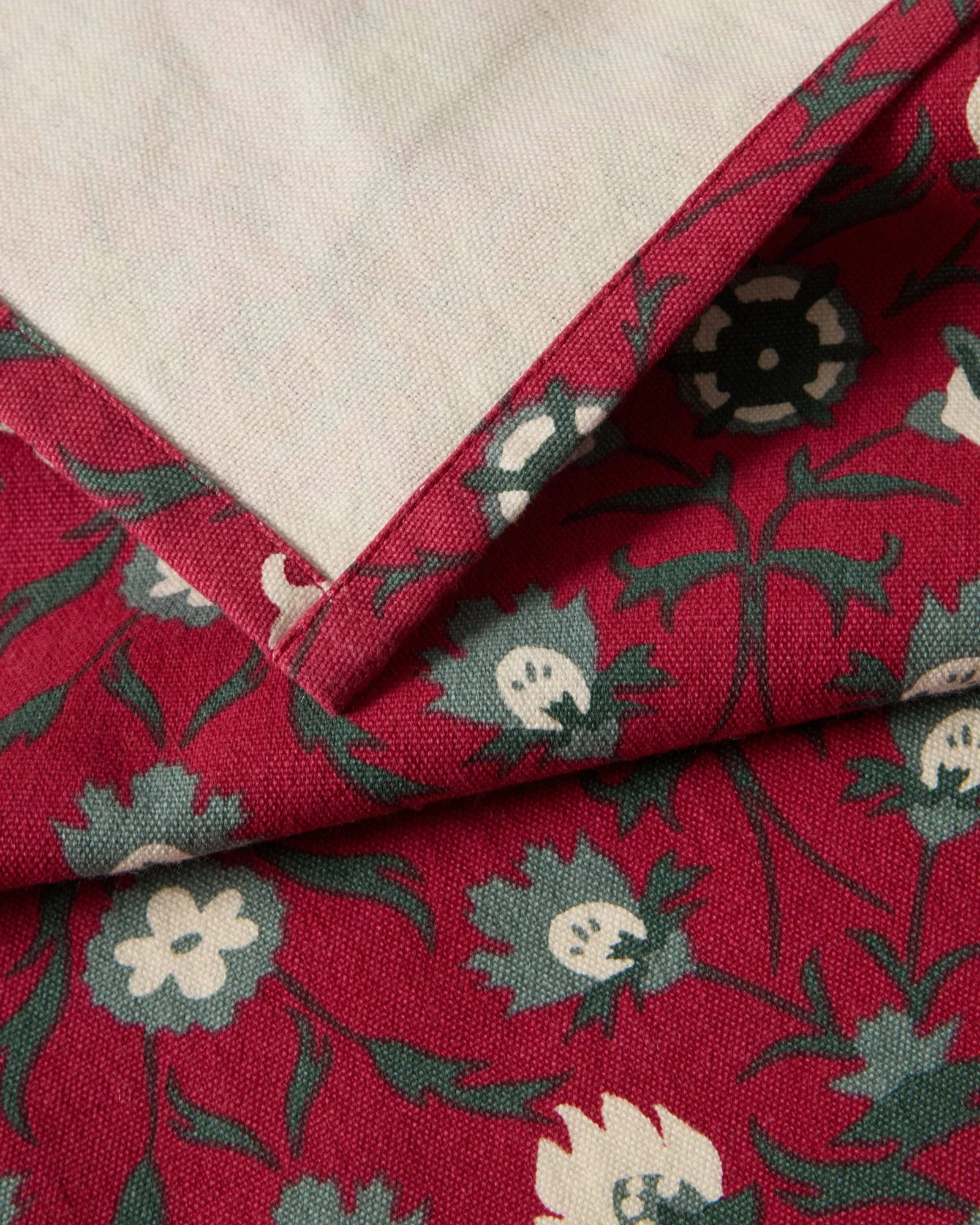 Servilleta de algodón orgánico Flower printed, Red-beige-green Lexington