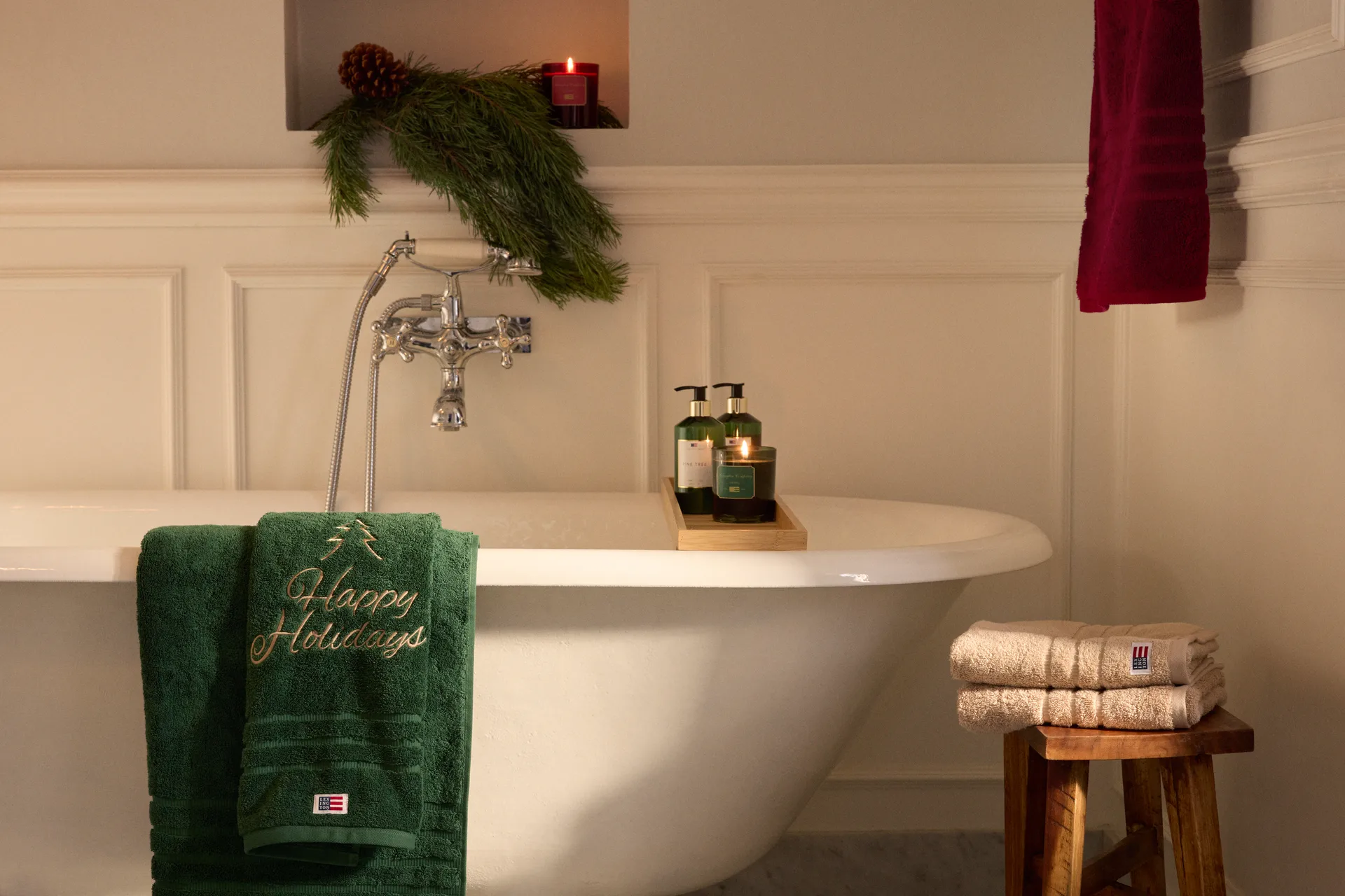 Toalla ecológica Happy Holidays Juniper 50x70 cm, Green-Light Beige Lexington