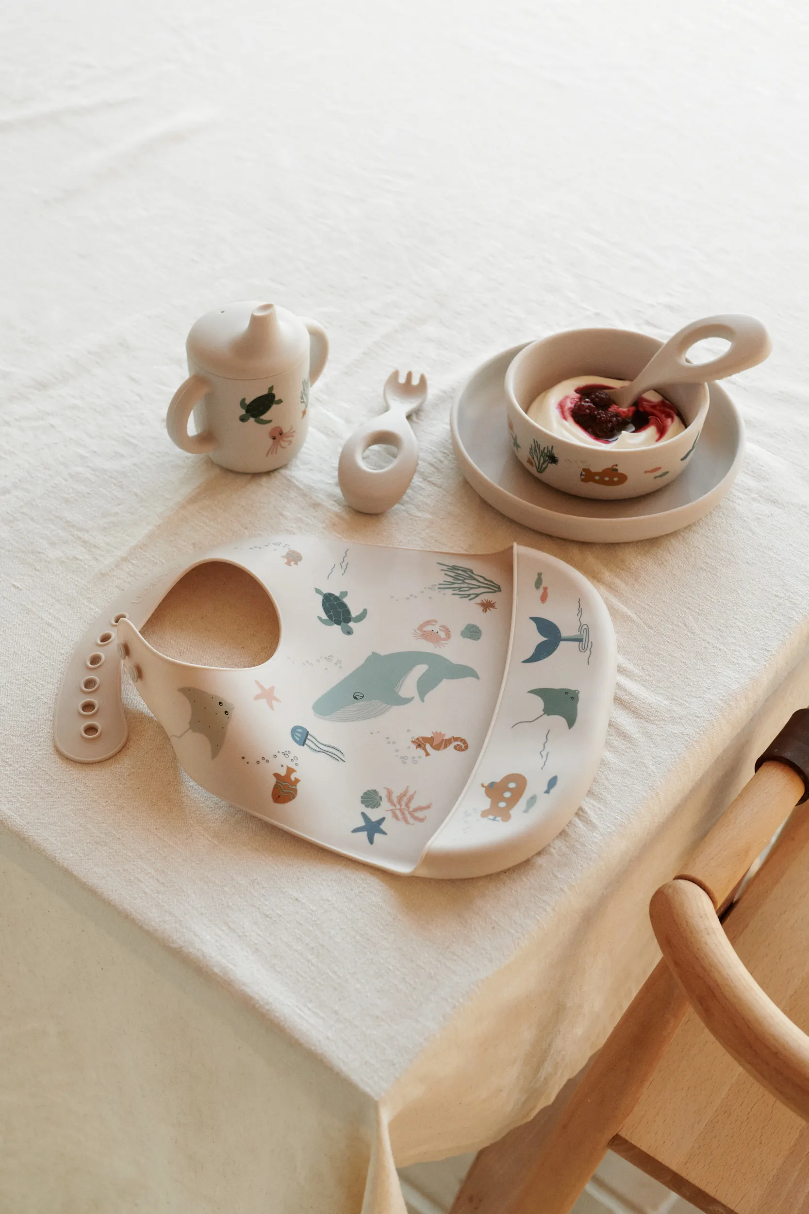 Babero de silicona Tilda 2-pack, Sea creature-Sandy Liewood