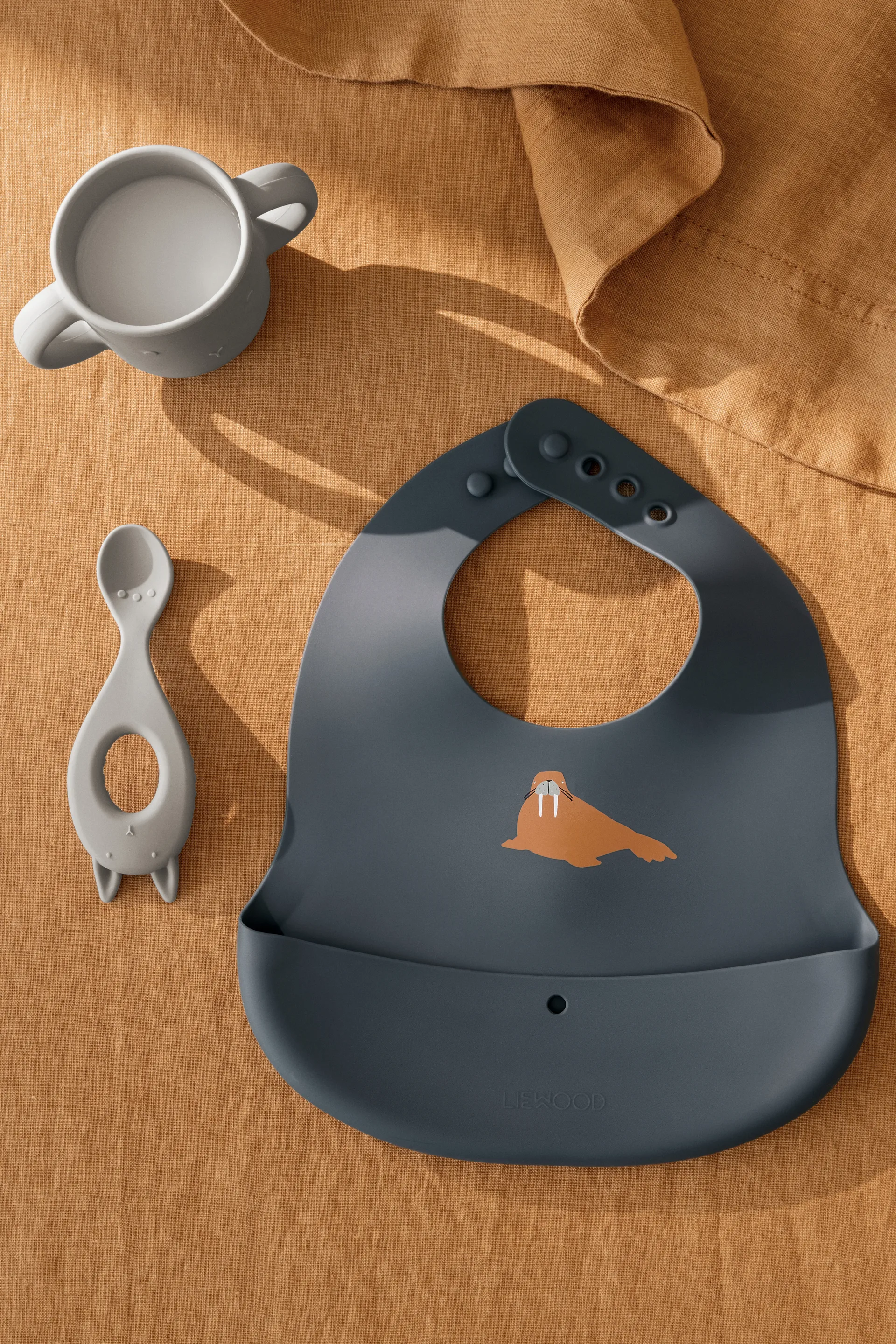 Babero estampado Ember 2 piezas, Arctic Sea-Vista al océano Liewood