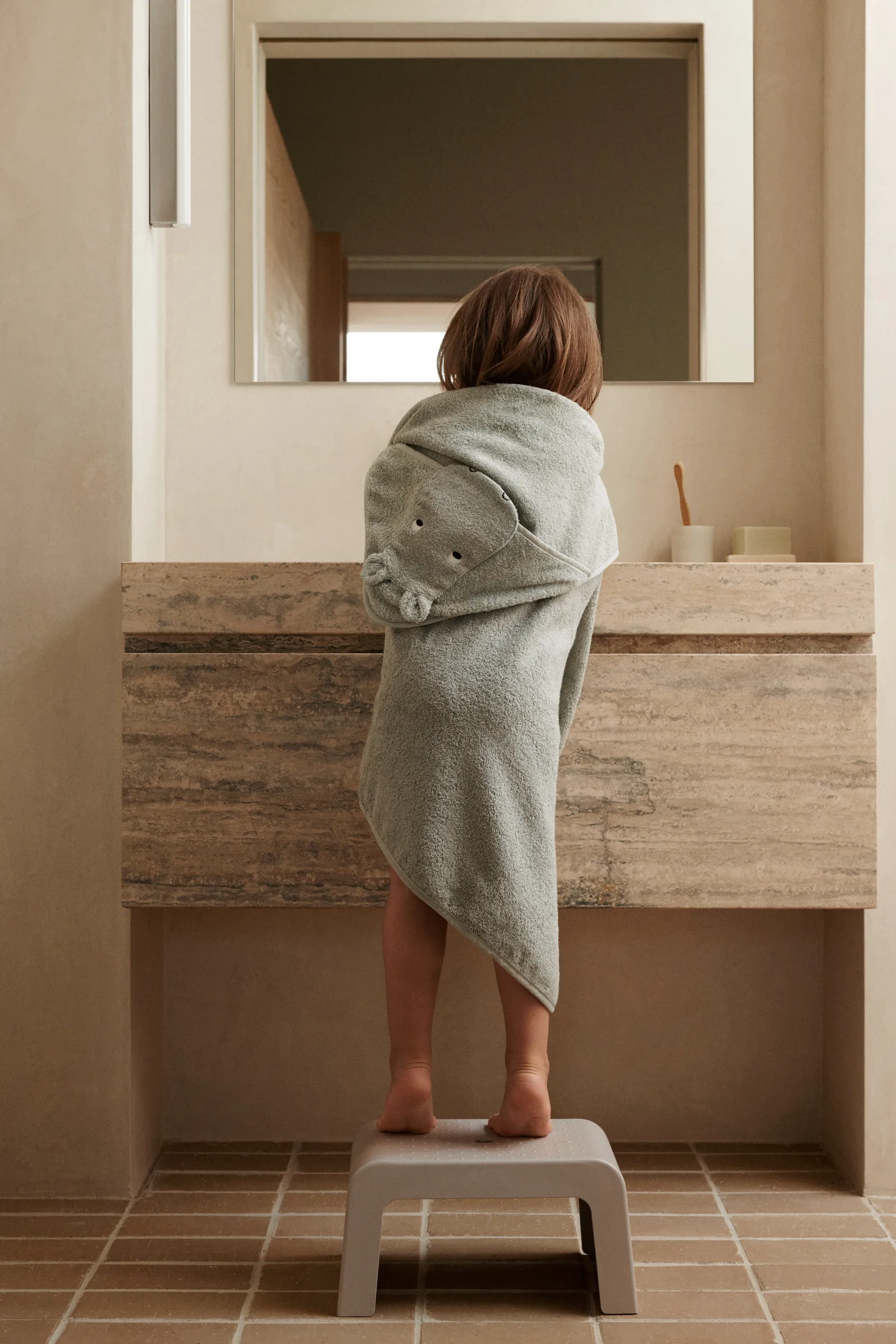 Toalla con capucha Albert 70x70 cm, Hippo dove blue Liewood