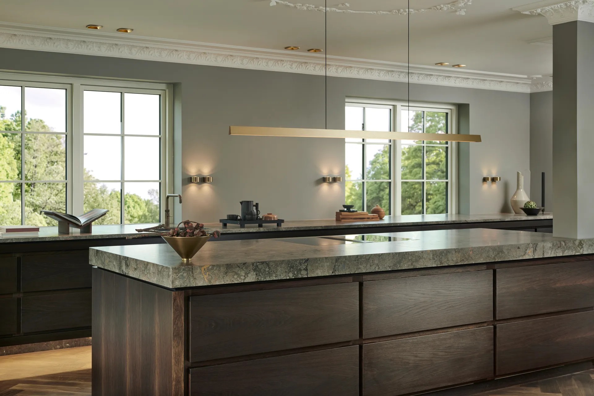 Lámpara de pared Orbit mini 2700K, Latón Light-Point