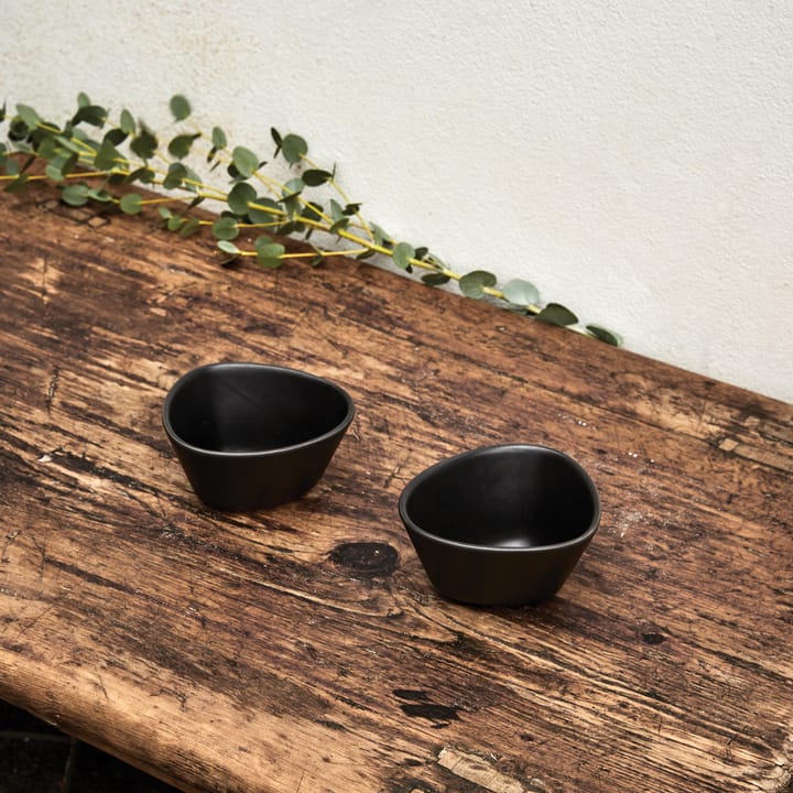 2 Boles Curve Stoneware, negro LIND DNA