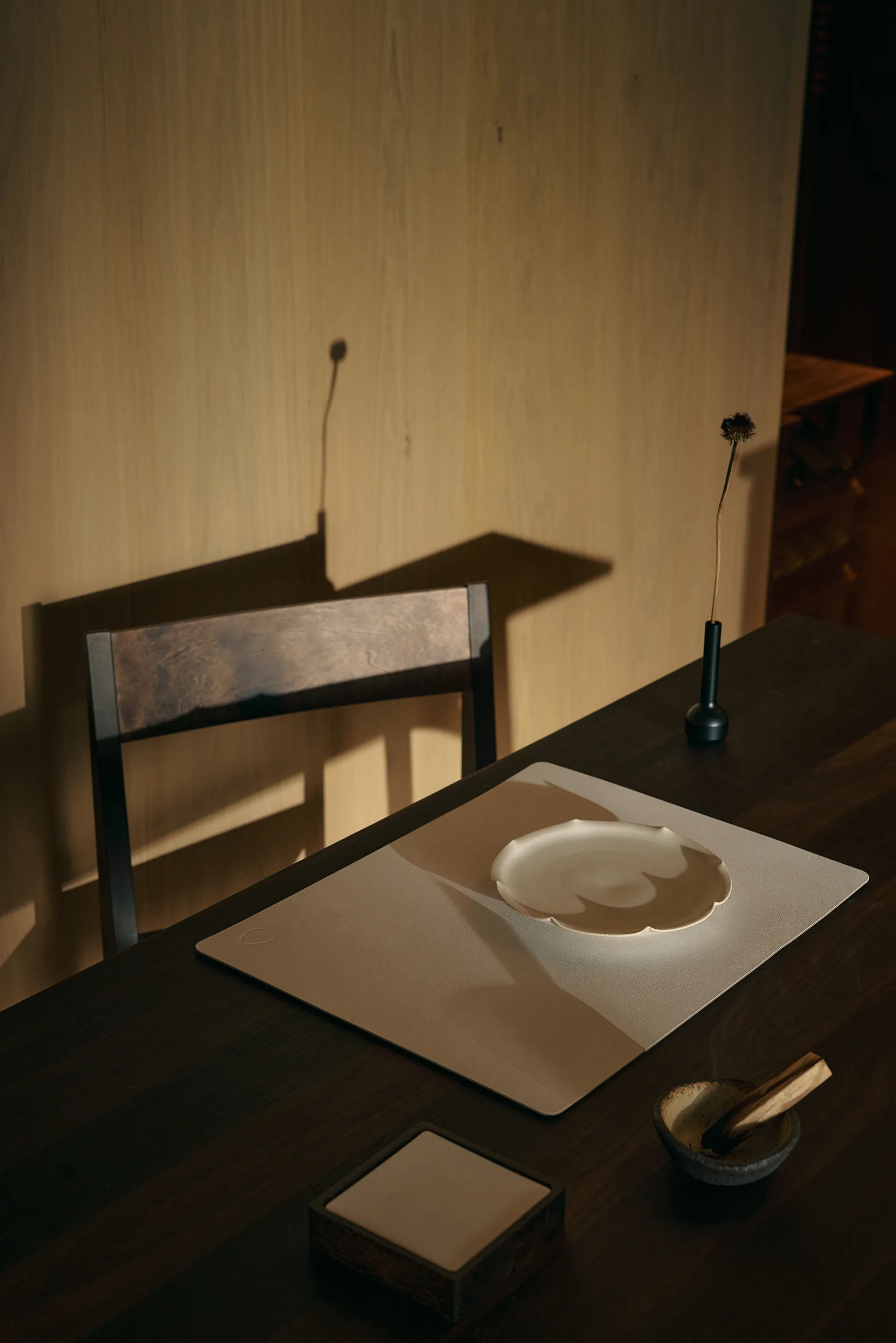 Almacenamiento para posavasos Wood Box , Smoked-oak, square, S LIND DNA