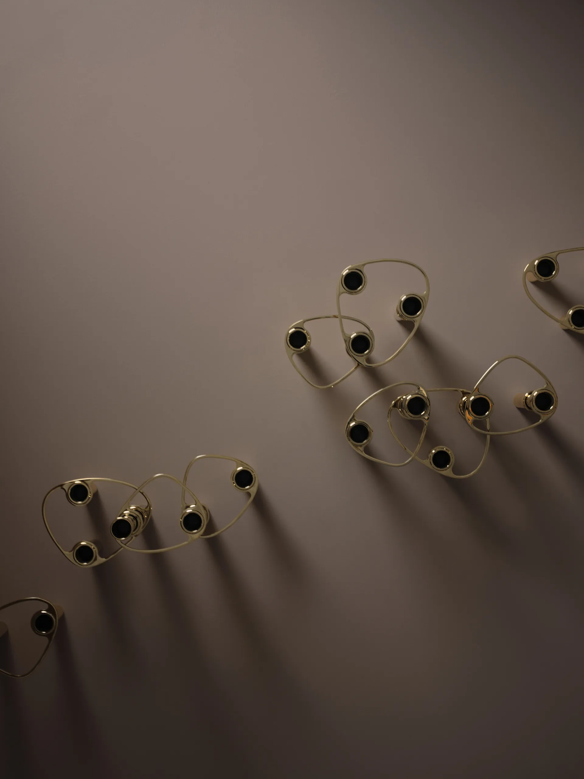 Candelabro Lind Curve combinable chapado en oro 24K, Double LIND DNA