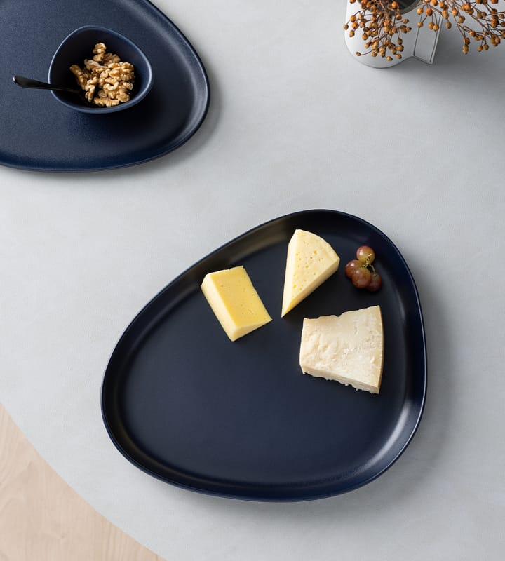 Fuente de servir Curve Stoneware 30x35 cm, Navy blue LIND DNA