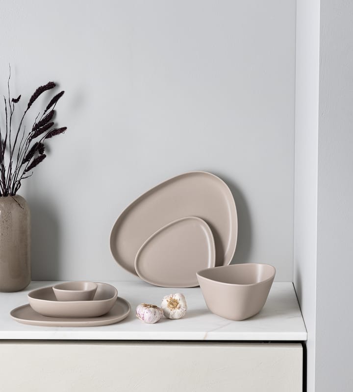 Fuente de servir Curve Stoneware 30x35 cm, Sand LIND DNA