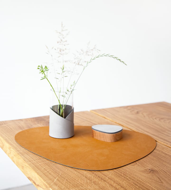Mantel individual Nupo curvo - Burned curry - LIND DNA