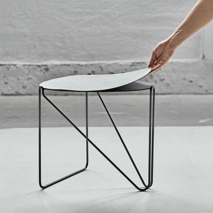 Mesa auxiliar Curve Chameleon Hippo, Black-anthracite LIND DNA