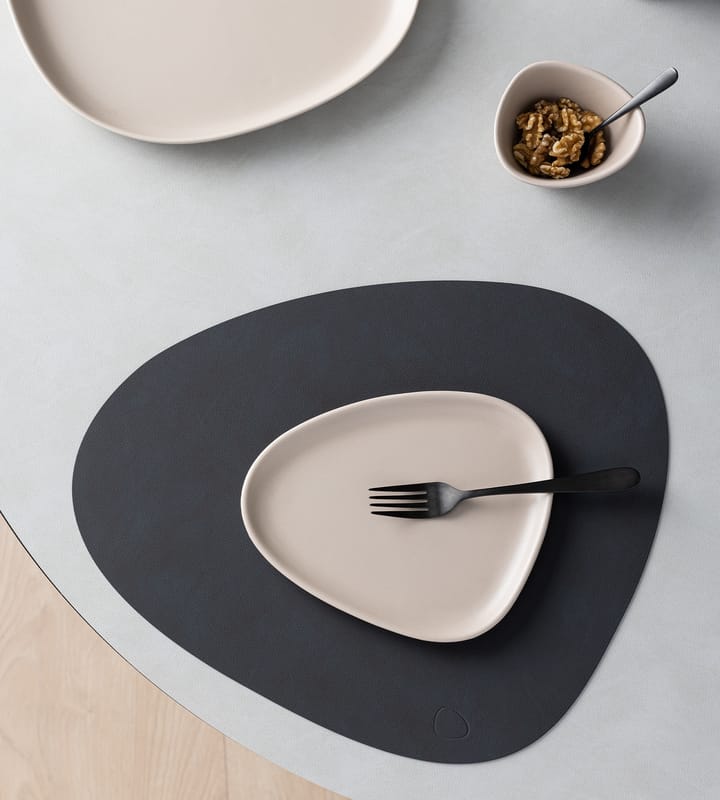 Platillo Curve Stoneware 19x22 cm, Sand LIND DNA