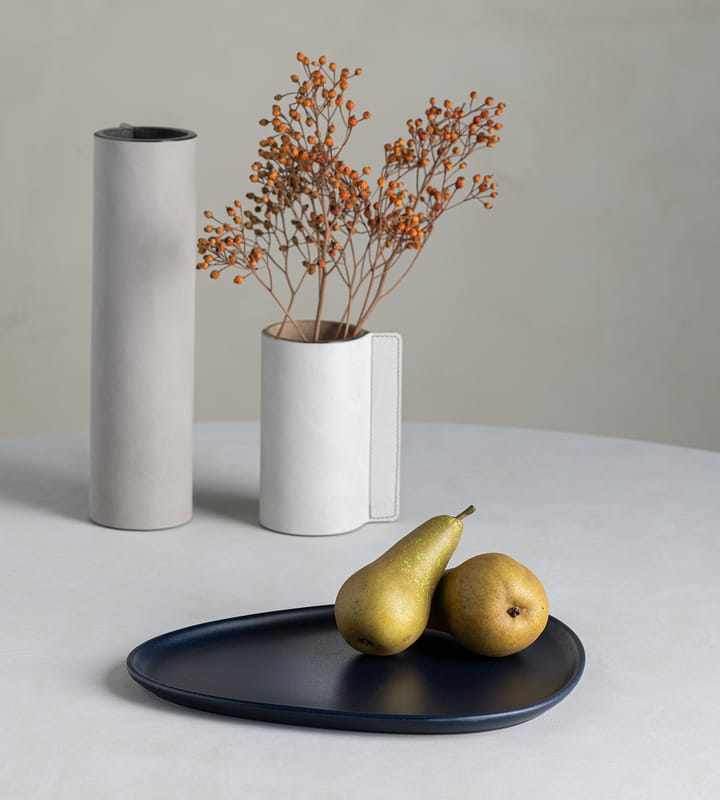 Plato Curve Stoneware 26x30 cm, Navy blue LIND DNA